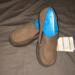 crocs santa cruz espresso